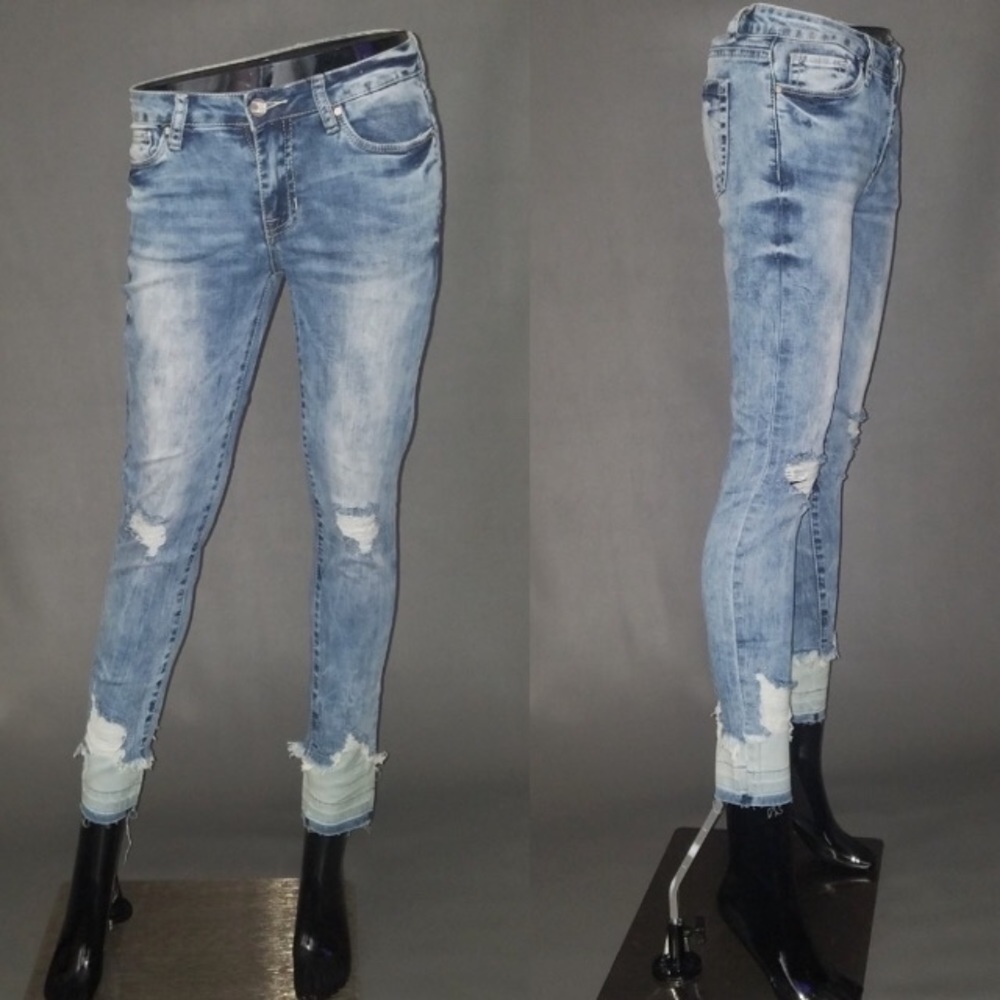 DESTRUCTED JEANS - Picture 2 of 6